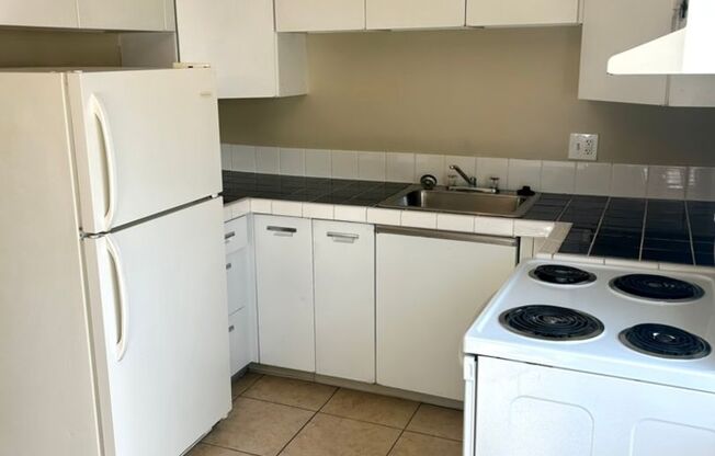 1 bed, 1 bath, 650 sqft, $1,275, Unit 9