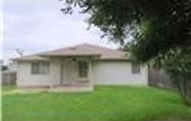 4 beds, 2 baths, $2,000