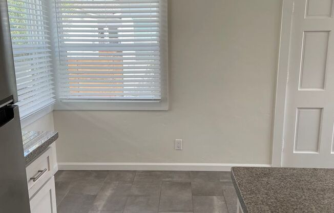 1 bed, 1 bath, $2,500