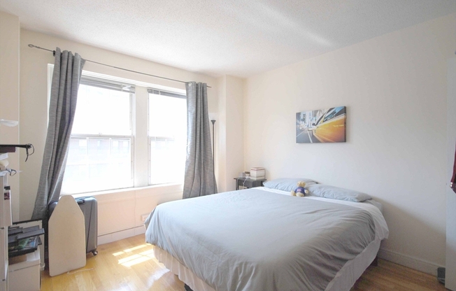 1 bed, 1 bath, 500 sqft, $3,200, Unit 403