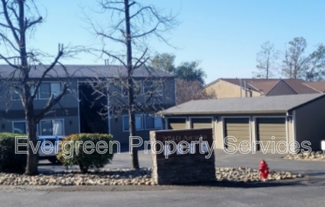 2740 ARCADIA DR