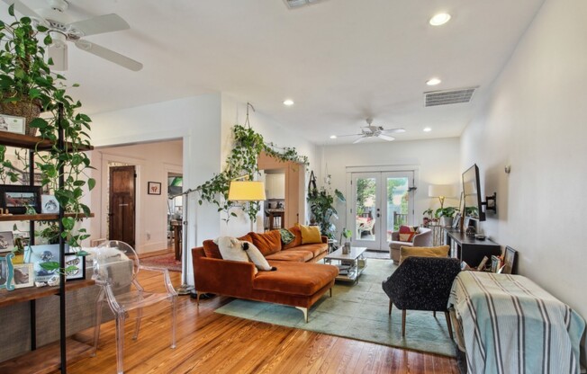 232 NASHVILLE AVE