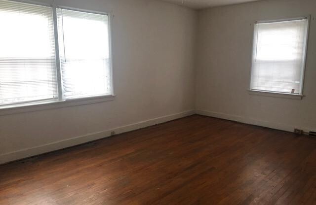 710 W. Aycock St., Raleigh - Bev Roberts Rentals & Property Management