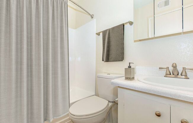 1 bed, 1 bath, 572 sqft, $1,199, Unit 226