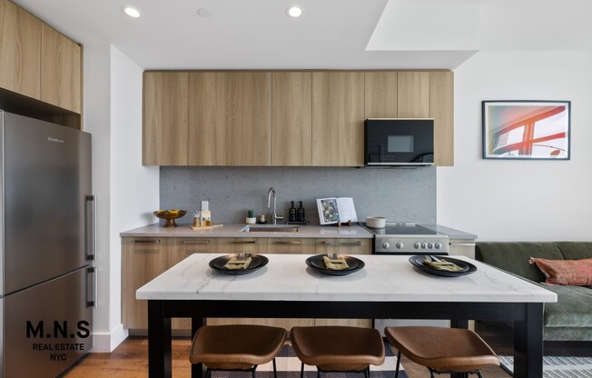 1 bed, 1 bath, $3,222, Unit 603