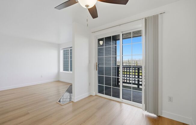 1 bed, 1 bath, 700 sqft, $1,475, Unit 67