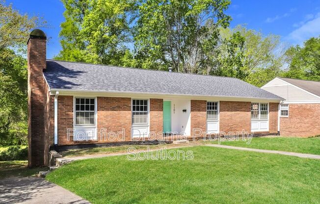1101 SURRY DR