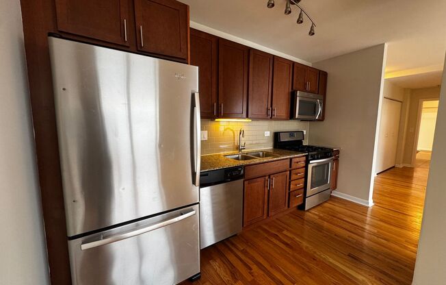 1 bed, 1 bath, $1,750, Unit 1202
