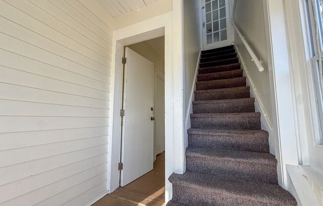 2 beds, 1 bath, 574 sqft, $1,495, Unit 103-105 Center Street, West Haven, CT 06516