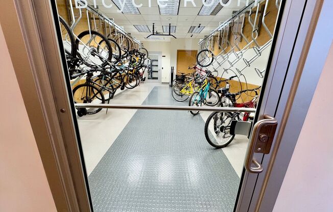 2 beds, 2 baths, 1,100 sqft, $1,995, Unit 301