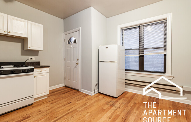 3720.5 N. Pine Grove, Unit 2W