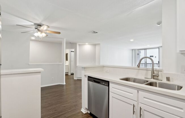 2 beds, 2 baths, 1,200 sqft, $2,598, Unit 108