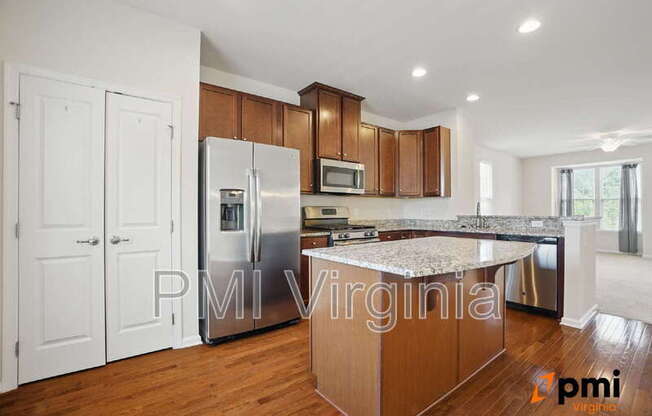 315 W CONSTANCE RD