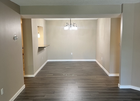 245 PL LN