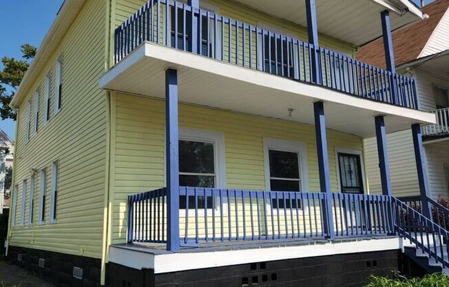 2531 E 80 ST