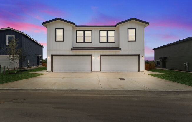 Nature's Edge - The Best Community Near UTSA!