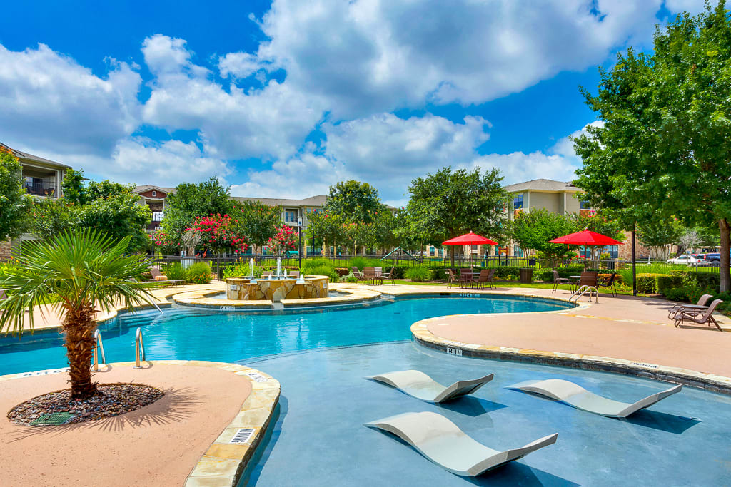1, 2 & 3 BEDROOM APARTMENTS IN AUSTIN