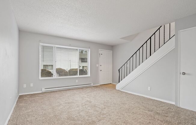 2 beds, 1.5 baths, 846 sqft, $1,495, Unit 14