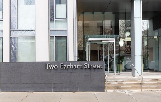 1 bed, 1.5 baths, 948 sqft, $4,150, Unit 133