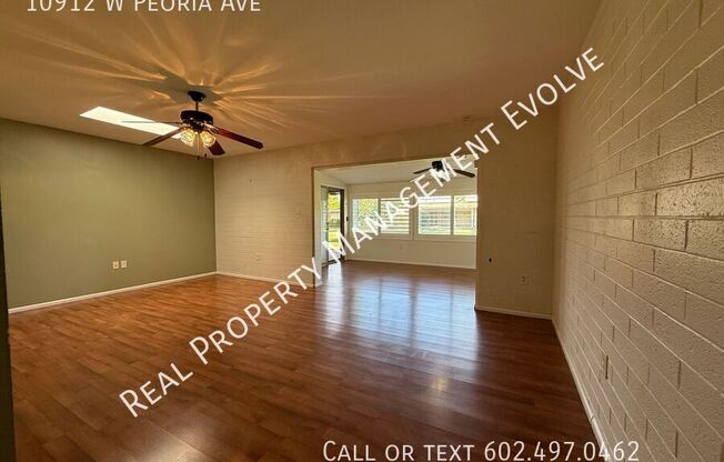 10912 W PEORIA AVE