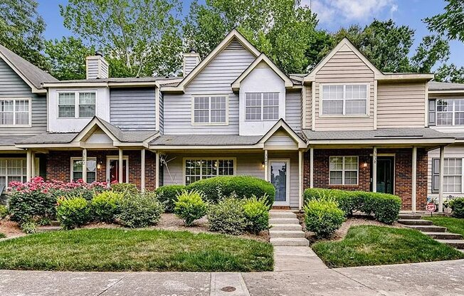 3640 HUYTON CT