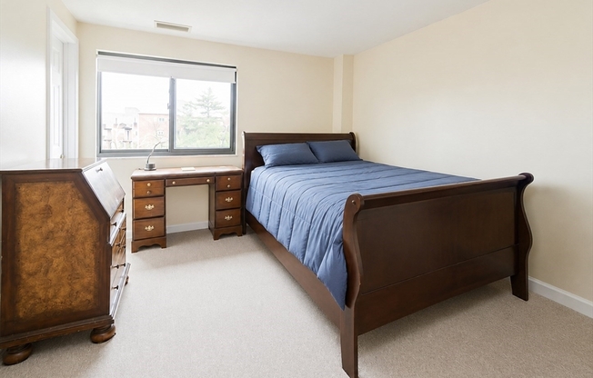2 beds, 1.5 baths, 915 sqft, $3,700, Unit 602