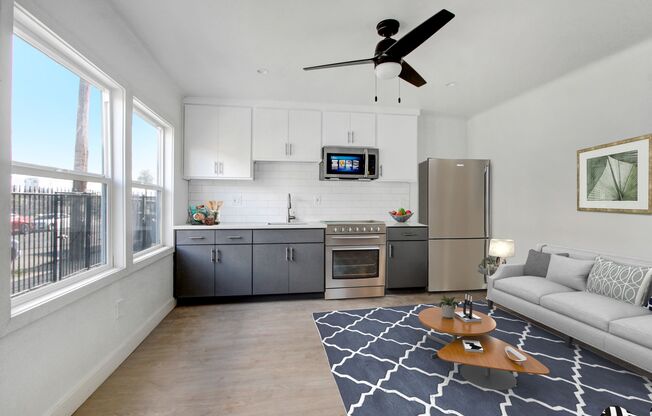 161 S BURLINGTON AVE