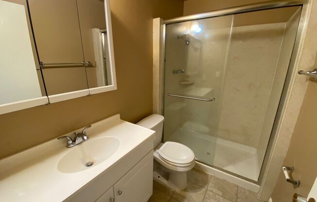 1 Bedroom, 1 bathroom Upstairs Apartment close to SJSU