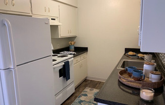 2 beds, 1 bath, 930 sqft, $1,475, Unit RV 6001-D