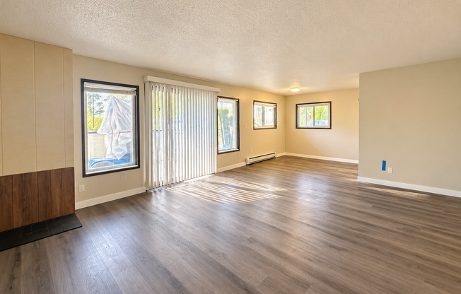 2 beds, 1.5 baths, 1,100 sqft, $1,625, Unit Unit 27