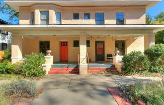 Charming Updated Mesta Park Duplex - New Stainless Appliances Included