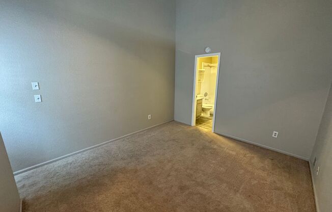 2 beds, 2 baths, $1,950, Unit # 6 308