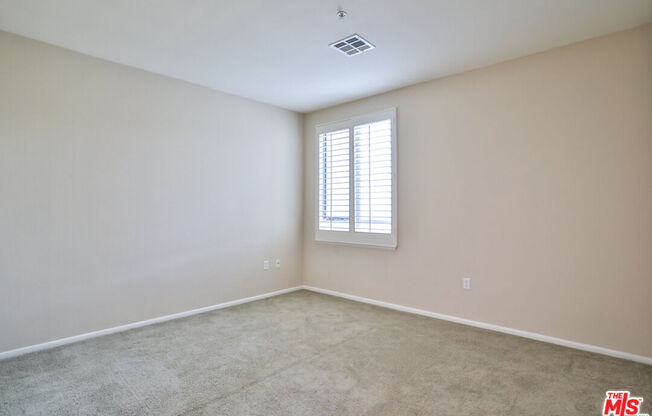 6400 Crescent Park E Apt 109