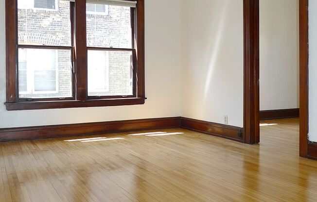 1 bed, 1 bath, 410 sqft, $880, Unit 22 - 22