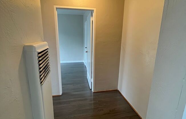 2 beds, 1 bath, 700 sqft, $1,495, Unit 66 MC
