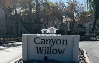 3042 Tarpon Dr #101