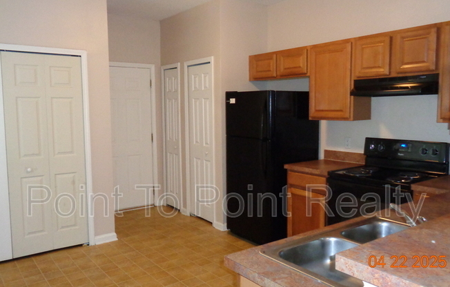 4822 PLAYPEN DR