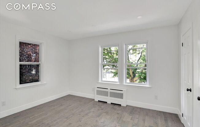 304 CROMWELL AVE