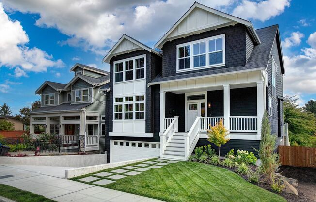 Gorgeous 4 Bed/3.5 Bath with Beautiful Finishes and Mountain Views!