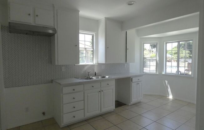 *Available NOW  in Inglewood!*