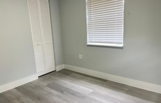 2 beds, 1 bath, 750 sqft, $1,800, Unit 5300-7