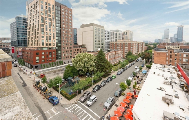 2 beds, 1 bath, 854 sqft, $3,600, Unit 4-G