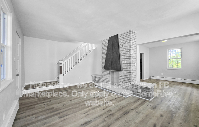 512 DELMONT AVE