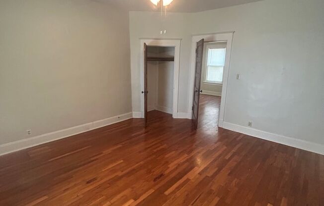 2 beds, 1 bath, $1,020