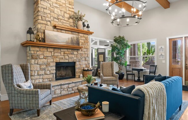 Fireplace Lounge at Stonepost Lakeside Apartment Homes, Kansas