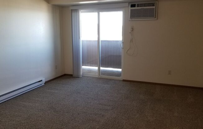 Pineridge Apartments