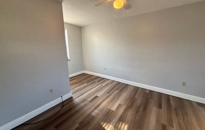 2 beds, 1 bath, 800 sqft, $1,790, Unit 6236 Fifth Ave. #302A