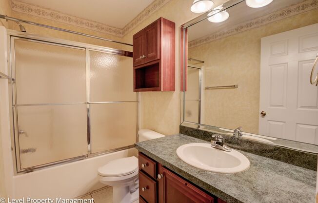 2 beds, 2 baths, $1,500