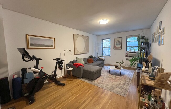 55 W 92 ST