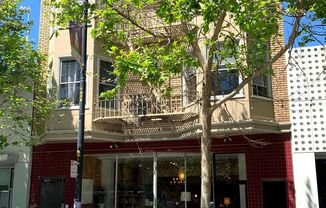 572-576 Valencia